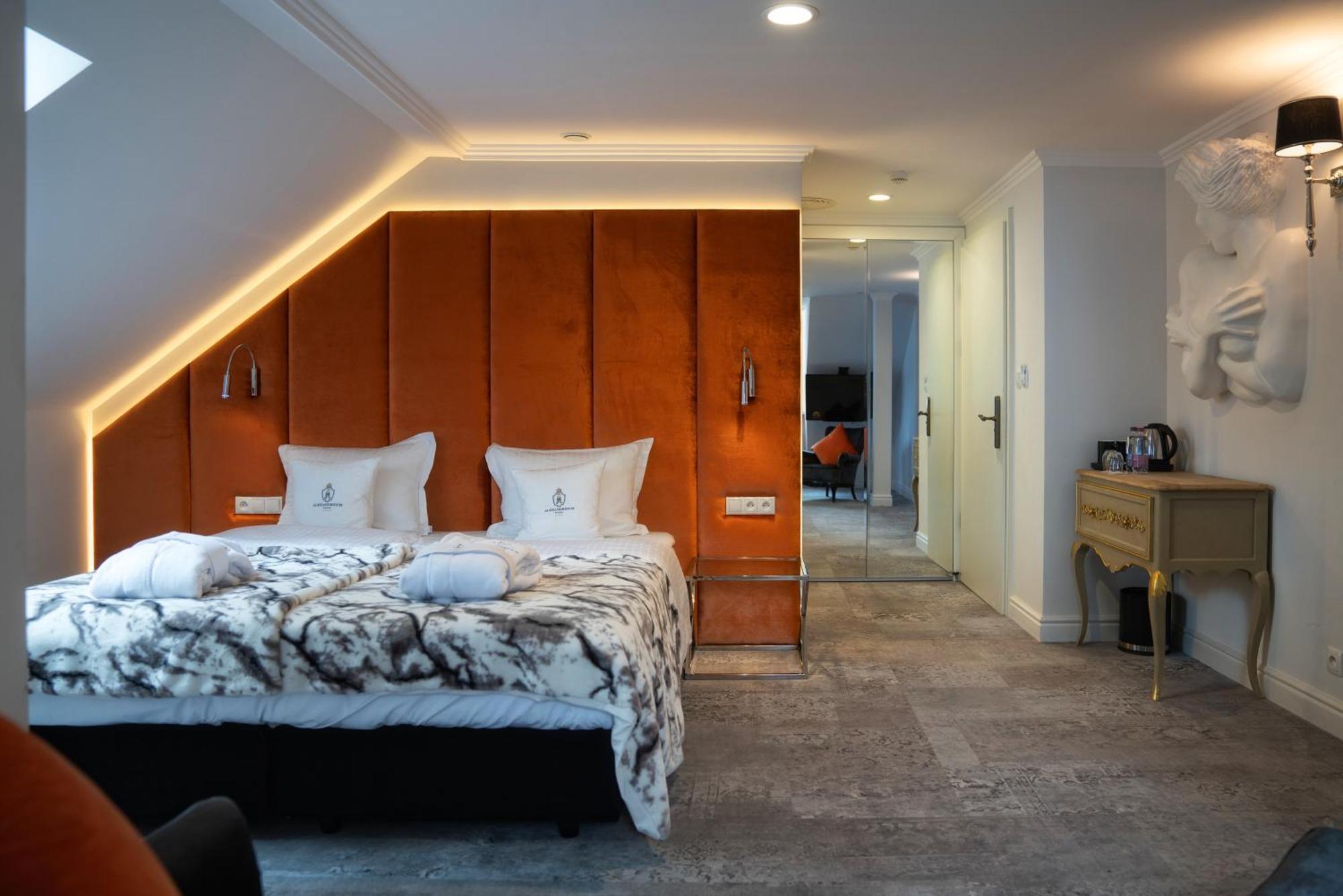 Hotel Palac Alexandrinum Krubki Екстер'єр фото