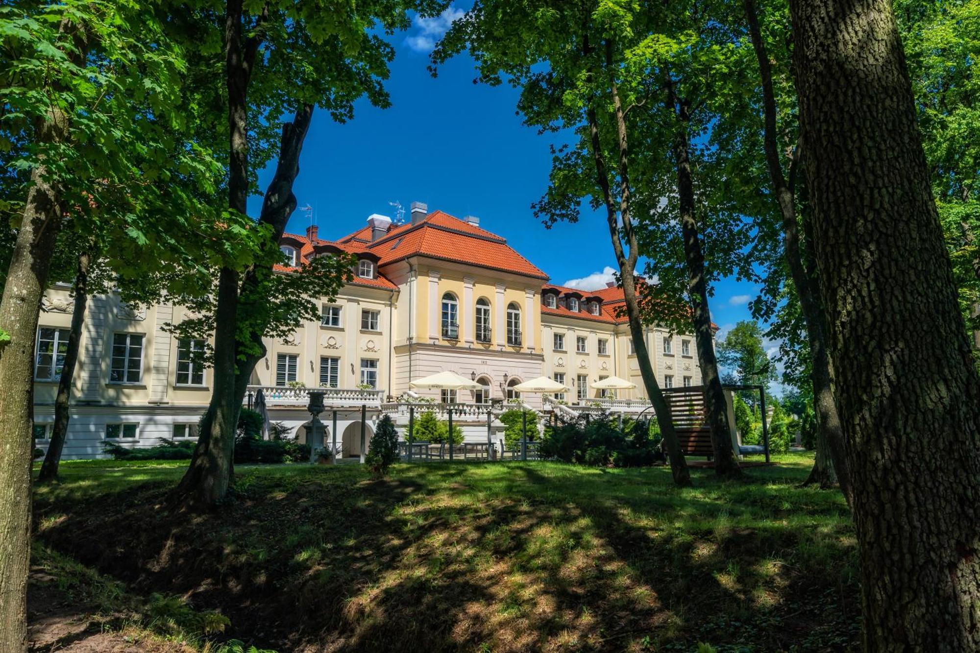 Hotel Palac Alexandrinum Krubki Екстер'єр фото